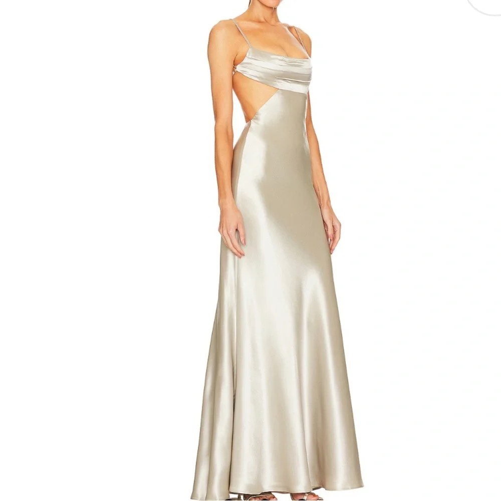 SAU LEE x REVOLVE Paula Gown in Silver NWT size 6 - Picture 2 of 10